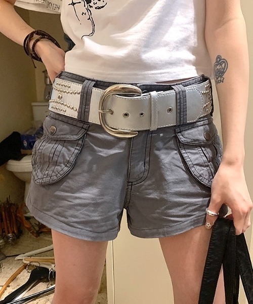 SHEENA(シーナ)の「ダブルポケットカーゴショートパンツ(その他パンツ・レディース・グレー・S/M/L)」の9枚目の写真