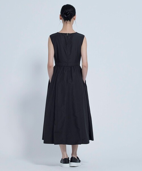TOCCA(トッカ)の「RIBBON BOND DRESS ドレス(ワンピース・レディース・ネイビー系/ブラック系・0/4/2)」の17枚目の写真