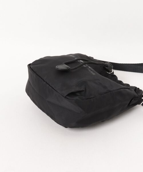 A.P.C.(アーペーセー)の「CROSSBODY POUCH BACKS(ショルダーバッグ・メンズ・ブラック・ONESIZE)」の3枚目の写真