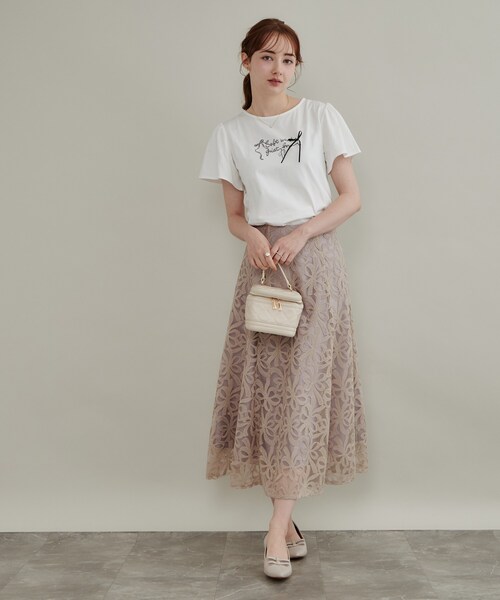 couture brooch(クチュールブローチ)の「【接触冷感・UVカット・洗える】リボン ロゴTシャツ(Tシャツ/カットソー・レディース・ワイン系1/ホワイト系3/ライトグレー系/ブラック系・42/40/38/36)」の7枚目の写真