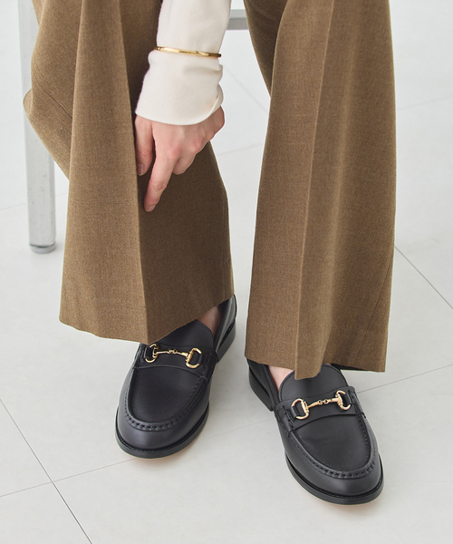 CAMINANDO(カミナンド)の「CAMINANDO/カミナンド 別注 CLASSIC BIT LOAFERS ローファー(ローファー・レディース・ブラック・9/XX-SMALL/7/6)」の2枚目の写真