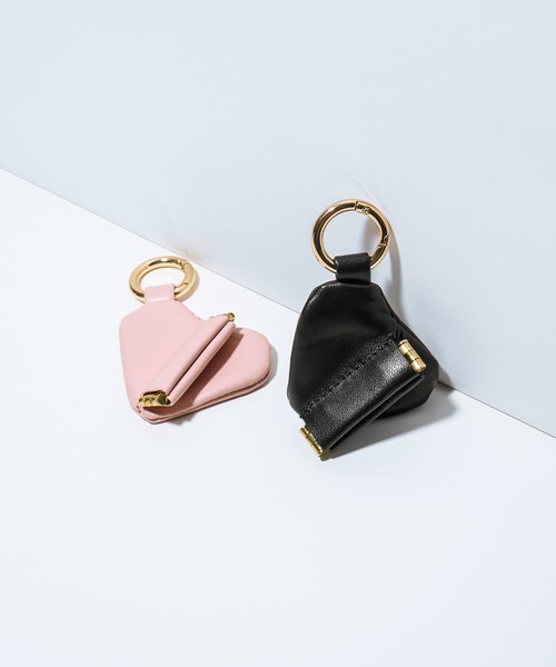 HASHIBAMI(ハシバミ)の「HASHIBAMI HEART MINI CHARM(キーホルダー・レディース・ブラック/ピンク・ONE SIZE)」の3枚目の写真