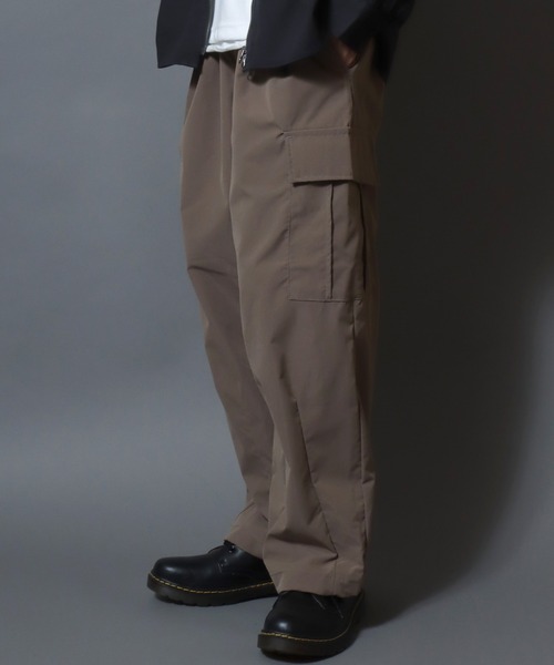 ANPAS（アンパス）の「Water-repellent Balloon Cargo Pants / 撥水 ストレッチ UVカット バルーンカーゴパンツ ワイドパンツ ミリタリー メンズ ボトムス イージーパンツ（カーゴパンツ・メンズ・モカ/カーキ/ブラック・LL/M/L）」の3枚目の写真