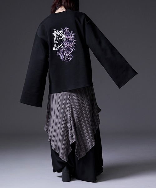 Ellno Loset(エルノロゼット)の「ウルフローズ刺繍ロンT(Tシャツ/カットソー・メンズ・ブラック/オフホワイト・SMALL/MEDIUM/LARGE)」の17枚目の写真
