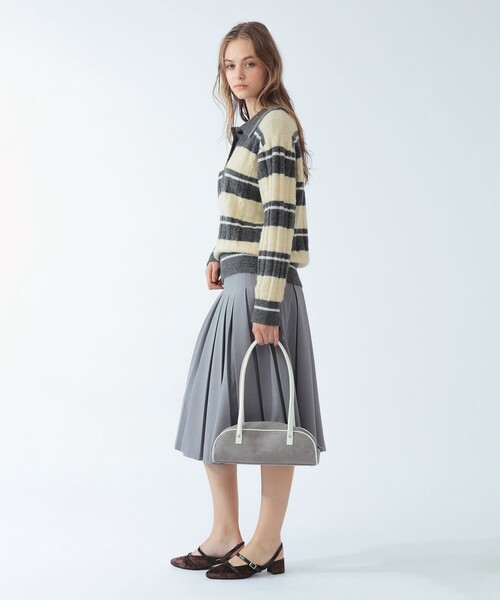 Ray BEAMS(レイビームス)の「ワイド ボーダー ポロ ニット(ニット/セーター・レディース・サックスブルー/クリーム・ONE SIZE)」の4枚目の写真