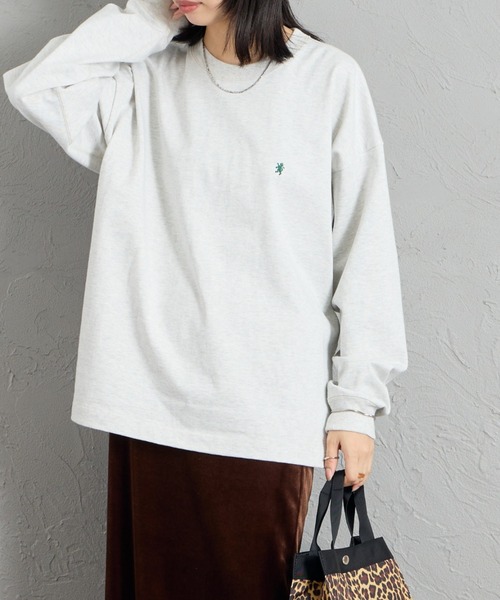 JEANS FACTORY （ジーンズファクトリー）の「[GYMPHLEX/ジムフレックス] ワンポイントロゴ刺繍 クルーネックロンT（Tシャツ/カットソー・レディース・ライトグレー/キナリ/グレー/ネイビー/ターコイズブルー・S/M/L）」の2枚目の写真