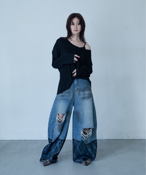 VACANCY（ヴァカンシー）の「バックオープンオーバーシアートップス/2WAY（Tシャツ/カットソー・レディース・ブラック/ホワイト/ブルー・FREE）」の16枚目の写真