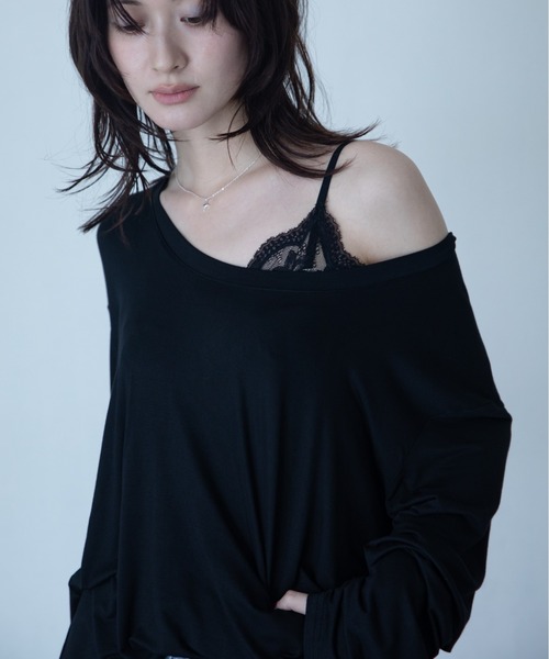 VACANCY（ヴァカンシー）の「バックオープンオーバーシアートップス/2WAY（Tシャツ/カットソー・レディース・ブラック/ホワイト/ブルー・FREE）」の9枚目の写真