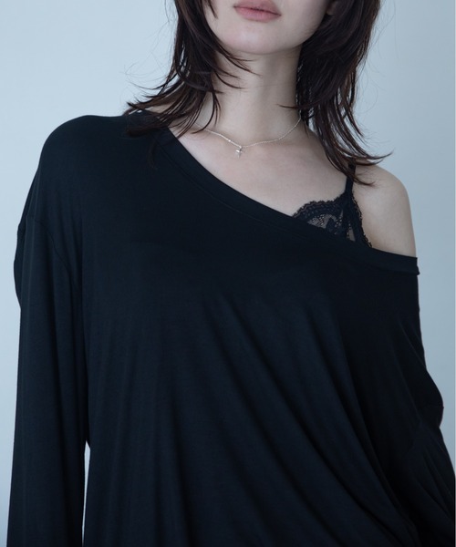 VACANCY（ヴァカンシー）の「バックオープンオーバーシアートップス/2WAY（Tシャツ/カットソー・レディース・ブラック/ホワイト/ブルー・FREE）」の12枚目の写真