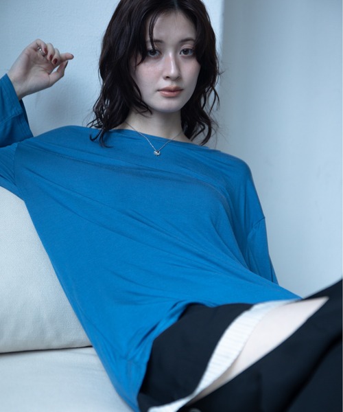 VACANCY（ヴァカンシー）の「バックオープンオーバーシアートップス/2WAY（Tシャツ/カットソー・レディース・ブラック/ホワイト/ブルー・FREE）」の22枚目の写真