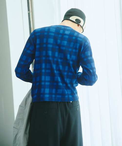 JOURNAL STANDARD(ジャーナルスタンダード)の「カラー チェック サーマル ロンT(Tシャツ/カットソー・メンズ・ネイビー/レッド・MEDIUM/LARGE)」の11枚目の写真