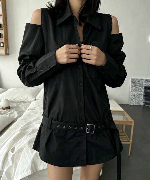 Aelina(エリナ)の「オフショルダーシャツワンピースベルト付き(シャツワンピース・レディース・ブラック/ピンク/ホワイト・FREE)」の16枚目の写真