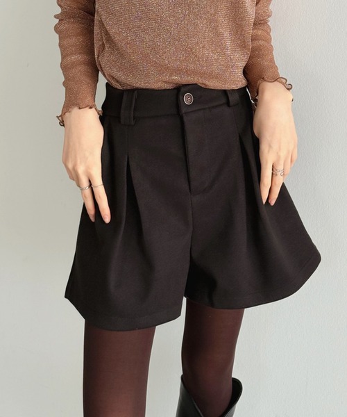 Jewelobe(ジュエローブ)の「ウールライクタックショートパンツ(その他パンツ・レディース・ブラック/グレー・S/M)」の3枚目の写真