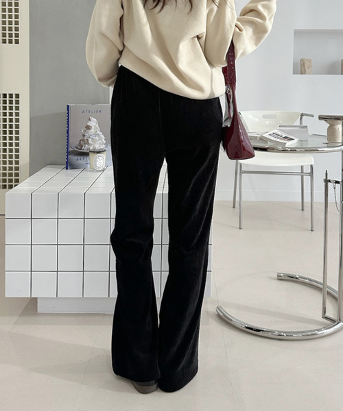 Ada.(エイダ)の「カット コーデュロイ フレア パンツ(その他パンツ・レディース・ブラウン/ブルー/ブラック・FREE)」の7枚目の写真
