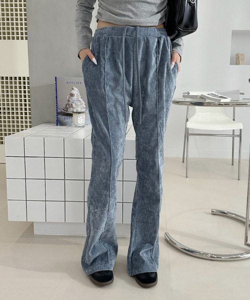 Ada.(エイダ)の「カット コーデュロイ フレア パンツ(その他パンツ・レディース・ブラウン/ブルー/ブラック・FREE)」の10枚目の写真