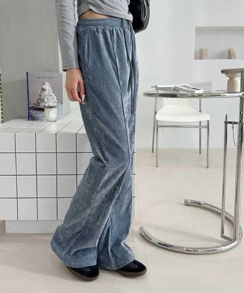 Ada.(エイダ)の「カット コーデュロイ フレア パンツ(その他パンツ・レディース・ブラウン/ブルー/ブラック・FREE)」の12枚目の写真