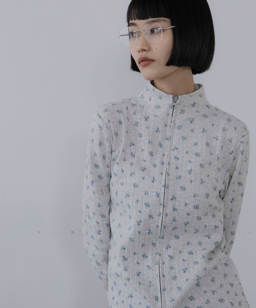 LOWRYS FARM(ローリーズファーム)の「パタメアソートZIPカーディガン 1079680(カーディガン/ボレロ・レディース・ネイビー/グレー/ホワイト/ブラック・FREE)」の9枚目の写真