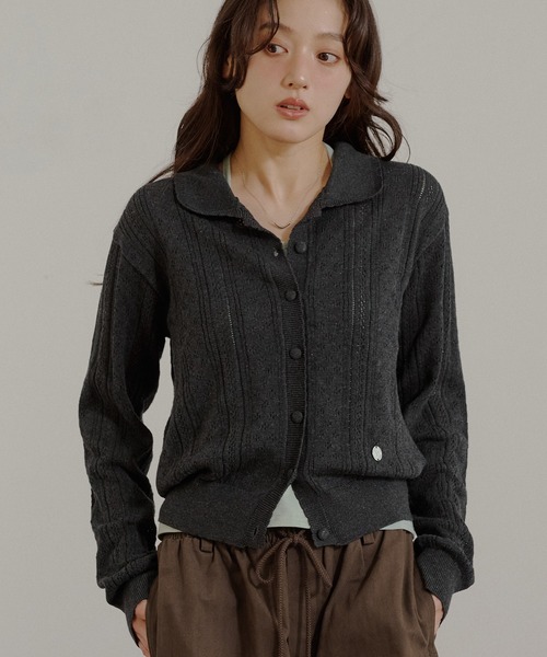 MUHET(ミュエータ)の「eyelet knit shirt cardigan / アイレットシャツカーディガン(カーディガン/ボレロ・レディース・チャコールグレー/ネイビー/レッド/ブラウン・FREE)」の2枚目の写真