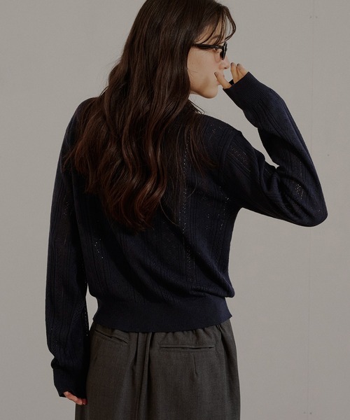 MUHET(ミュエータ)の「eyelet knit shirt cardigan / アイレットシャツカーディガン(カーディガン/ボレロ・レディース・チャコールグレー/ネイビー/レッド/ブラウン・FREE)」の21枚目の写真