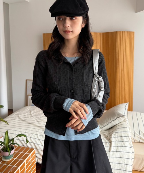 MUHET(ミュエータ)の「eyelet knit shirt cardigan / アイレットシャツカーディガン(カーディガン/ボレロ・レディース・チャコールグレー/ネイビー/レッド/ブラウン・FREE)」の10枚目の写真