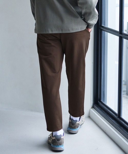 AXCXM（アクスシーム）の「mp15537-URBAN TECH-TRAD TAPERED テーパードパンツ(AXM-BFA0016)（その他パンツ・メンズ・ブラウン/ブラック/アイボリー・M/XL/L）」の11枚目の写真