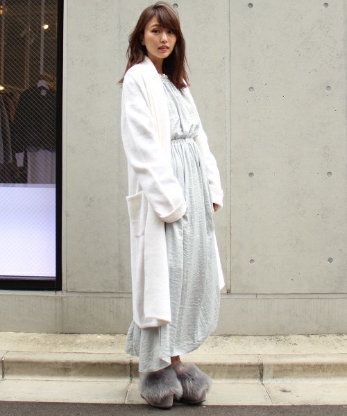 MICOAMERI（ミコアメリ）の「オフショルロングワンピース（ワンピース・レディース・グレー/ブラック/ピンク・FREE）」の16枚目の写真