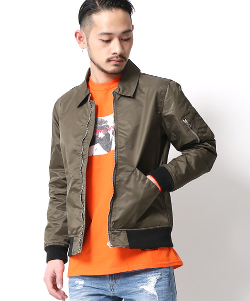 Rocky Monroe（ロッキーモンロー）の「襟付きナイロンMA-1ジャケット（ミリタリージャケット・メンズ・ネイビー/ブラック/カーキ・L/M）」の2枚目の写真