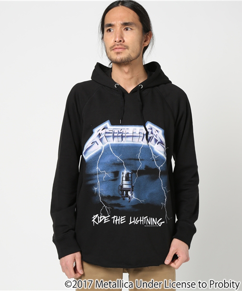 METALLICA（メタリカ）の「∴WEGO/METALLICAラグランパーカー（パーカー・メンズ・ブラック・LARGE/MEDIUM）」の20枚目の写真