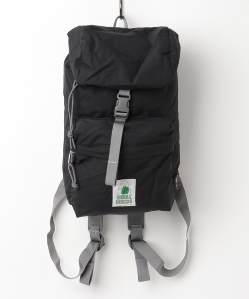 SIERRA DESIGNS(シェラデザイン)の「60/40(ロクヨン)クロス パッカブルデイパック/60/40 MINI SINPLEX(バックパック/リュック・レディース・グリーン/グリーン系その他/ダークネイビー/タン/バーガンディー/ブラック・FREE)」の2枚目の写真