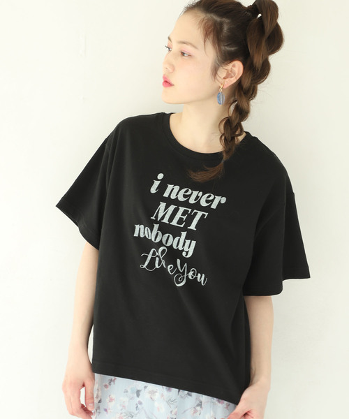 one after another NICE CLAUP(ワンアフターアナザーナイスクラップ)の「アソートロゴプリントTシャツ(Tシャツ/カットソー・レディース・レッド/オフホワイト/スミクロ・FREE)」の2枚目の写真