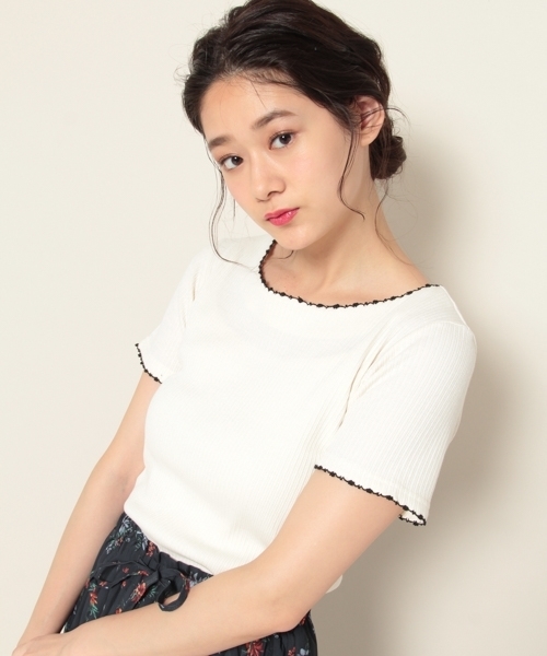 PAGEBOY（ページボーイ）の「ハイピングリブピコTシャツ（Tシャツ/カットソー・レディース・ライトグレー/ブラック/パープル/オフホワイト・FREE）」の2枚目の写真