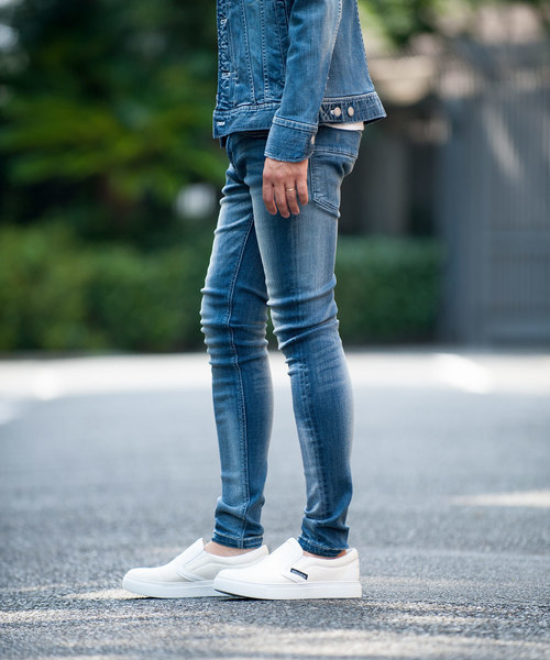 Buffalo Bobs（バッファローボブズ）の「FAIRMONT BURST-VILOFT(フェアモント バースト-バイロフト)ダメージ加工 スーパースキニーデニム（デニムパンツ・メンズ・ブルー・1/S/2/M/3/L/4(LL)）」の5枚目の写真