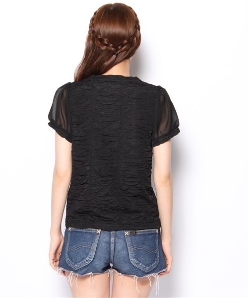 Chico（チコ）の「ふくれジャガード袖シフォンT（Tシャツ/カットソー・レディース・ホワイト/ベージュ/イエロー/ブラック・FREE）」の7枚目の写真