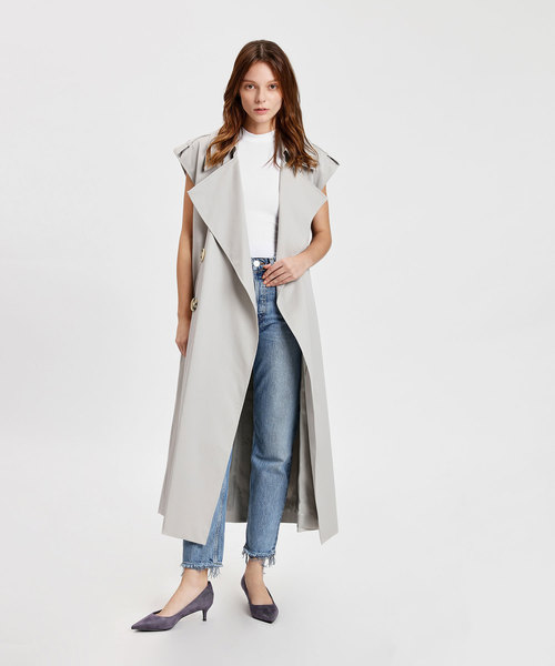 CHARLES & KEITH(チャールズ & キース)の「クラシックキトゥンヒールパンプス / Classic Kitten Heel Pumps(パンプス・レディース・ブラック/グレー/マスタード・22cm/22.5cm/23cm/23.5cm/24.5cm/25cm/25.5cm)」の16枚目の写真