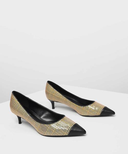 CHARLES & KEITH(チャールズ & キース)の「クラシックキトゥンヒールパンプス / Classic Kitten Heel Pumps(パンプス・レディース・ブラック/グレー/マスタード・22cm/22.5cm/23cm/23.5cm/24.5cm/25cm/25.5cm)」の8枚目の写真