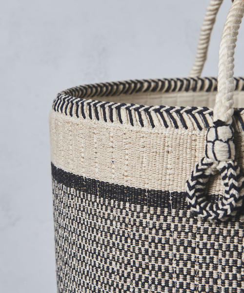 UNITED ARROWS(ユナイテッドアローズ)の「<SABALA HANDICRAFTS> ラウンド バスケット L(収納グッズ・その他1・FREE)」の3枚目の写真