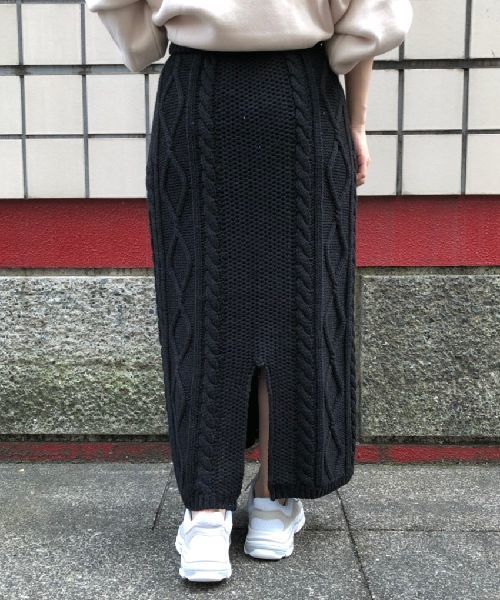 tiptop（ティップトップ）の「ケーブル編みニットタイトスカート