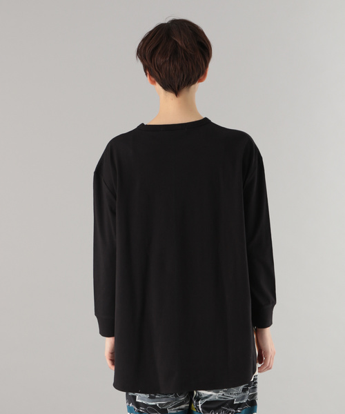 PAGEBOY（ページボーイ）の「クラシックロンTシャツ（Tシャツ/カットソー・レディース・オフホワイト/ブラック×ホワイト/ブラック/ブラウン系その他/サックスブルー・FREE）」の6枚目の写真