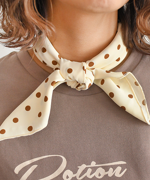 PairPair(ペアペア)の「ドットスカーフ付ラテカラーTシャツ(Tシャツ/カットソー・レディース・ベージュ/オフホワイト/モカ・FREE)」の21枚目の写真