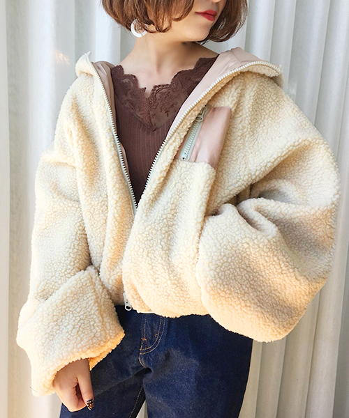 apres jour（アプレジュール）の「もこもこフードボアブルゾン【ZOZOTOWN限定アイテム】19AW★（ブルゾン・レディース・オフホワイト/モカ/ラベンダー/ライトベージュ/グレイッシュブルー・フリー）」の21枚目の写真