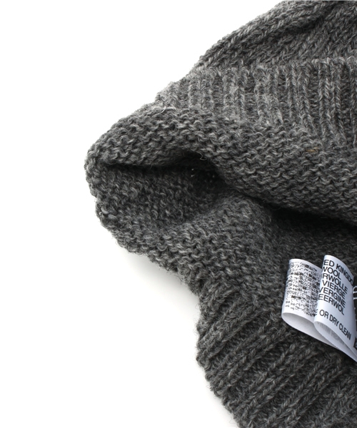 Ray BEAMS（レイビームス）の「BERNSTOCK SPEIRS / ポンポン ベール ニットキャップ（ニットキャップ/ビーニー・レディース・グレー・ONE SIZE）」の5枚目の写真