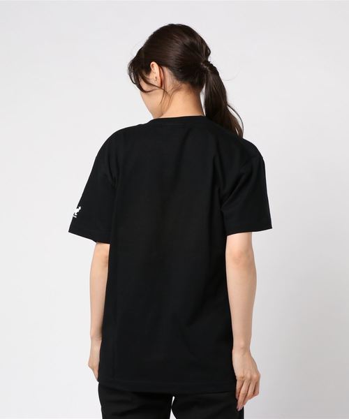 MARVEL(マーベル)の「Disney Lifestyle Collection (MARVEL) 【MARVEL× KANGOL】 パターンTシャツ(Tシャツ/カットソー・レディース・ホワイト/ブラック・MEDIUM/LARGE)」の3枚目の写真