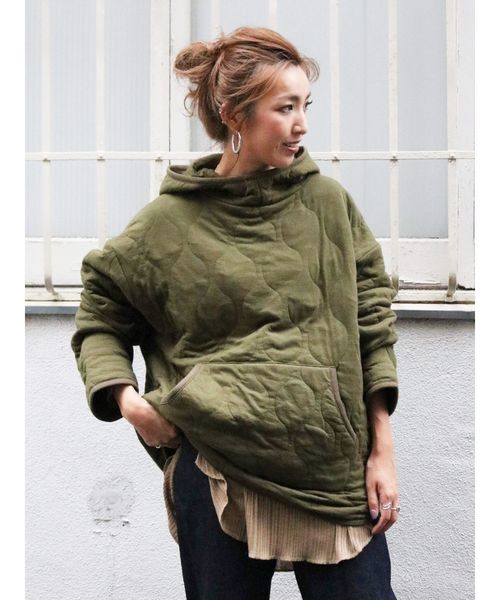 Ungrid（アングリッド）の「キルティングルーズパーカー（パーカー・レディース・オフホワイト/カーキ・FREE）」の2枚目の写真