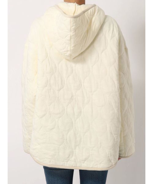 Ungrid（アングリッド）の「キルティングルーズパーカー（パーカー・レディース・オフホワイト/カーキ・FREE）」の6枚目の写真
