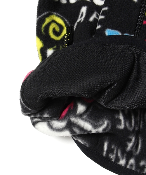 HYSTERIC MINI（ヒステリックミニ）の「SWEET DREAM BABY!総柄　フリースパーカー（ブルゾン・キッズ・ブラック系その他/グレー系その他・110/100/120）」の4枚目の写真