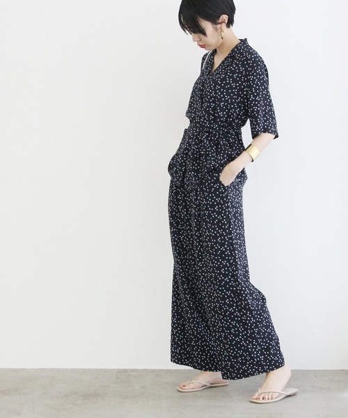 ADAM ET ROPE'（アダムエロペ）の「イージレーシャツジャケット（シャツ/ブラウス・レディース・ブラック/ネイビー・FREE）」の3枚目の写真