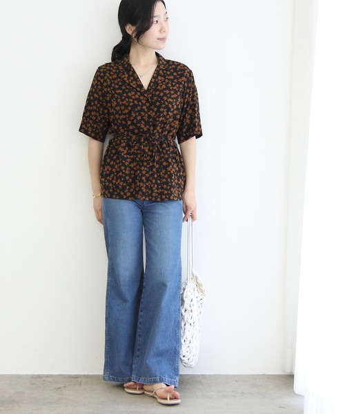 ADAM ET ROPE'（アダムエロペ）の「イージレーシャツジャケット（シャツ/ブラウス・レディース・ブラック/ネイビー・FREE）」の8枚目の写真