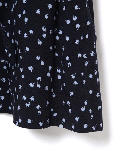 ADAM ET ROPE'（アダムエロペ）の「イージレーシャツジャケット（シャツ/ブラウス・レディース・ブラック/ネイビー・FREE）」の9枚目の写真