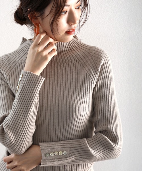 classicalelf(クラシカルエルフ)の「キッズ袖 シェルボタン付きハイネックリブニット(長袖)(ニット/セーター・キッズ・ブラック/カーキ/アイボリー/モカ・130/140/150)」の19枚目の写真