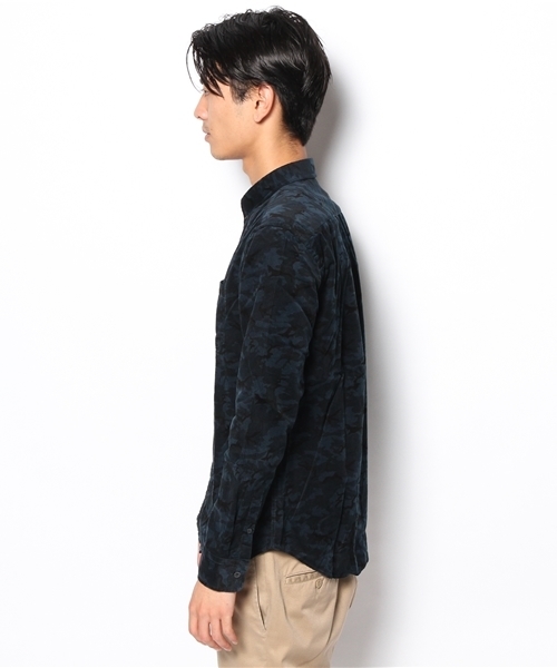 CIAOPANIC TYPY（チャオパニックティピー）の「コーデュロイカモ柄シャツ（シャツ/ブラウス・メンズ・オリーブ/ネイビー・LARGE/MEDIUM）」の4枚目の写真